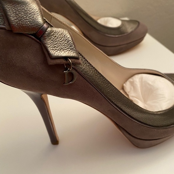 Dior Deco Dorsay Pump In Stone. New In Box. 100% Authentic - Picture 7 of 16